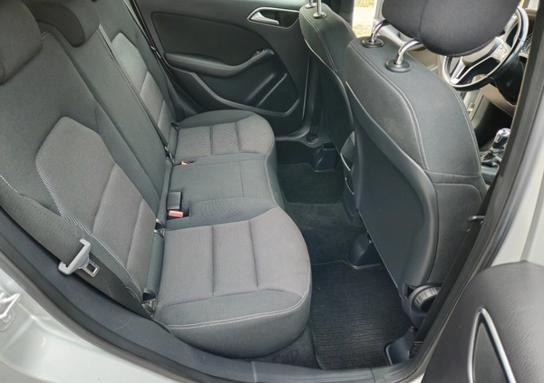 Mercedes-Benz Klasa B cena 43296 przebieg: 264000, rok produkcji 2012 z Lubin małe 407
